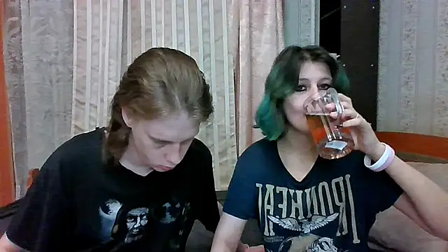 Snapshot of Crystal_Love_Porn chatting on March 13, 2:16 am Crystal Love Porn online show from March 13, 2:16 am