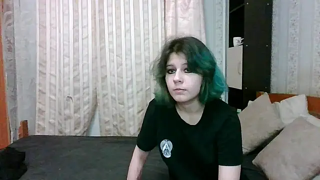 Snapshot of Crystal_Love_Porn chatting on March 14, 8:32 am Crystal Love Porn online show from March 14, 8:32 am