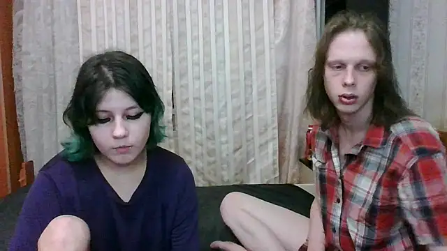 Snapshot of Crystal_Love_Porn chatting on March 19, 9:37 pm Crystal Love Porn online show from March 19, 9:37 pm