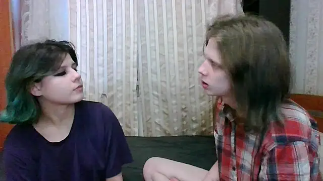 Snapshot of Crystal_Love_Porn chatting on March 20, 3:56 am Crystal Love Porn online show from March 20, 3:56 am