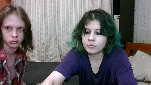 Snapshot of Crystal_Love_Porn chatting on March 20, 11:23 pm Crystal Love Porn online show from March 20, 11:23 pm