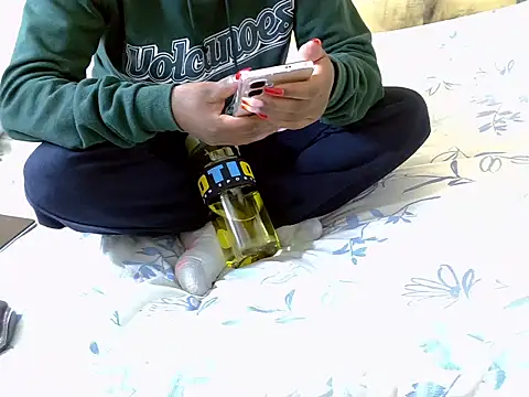 prettylacey3 online show from February 25, 10:08 pm