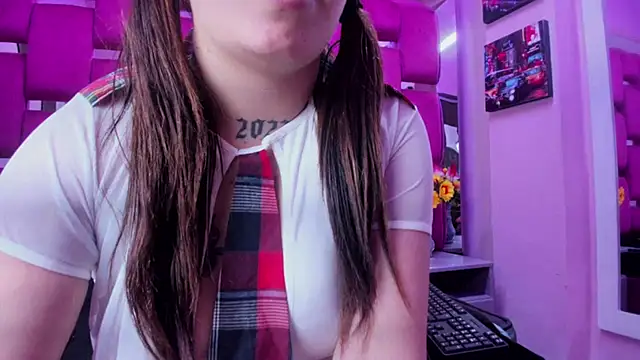 Lya Anal online show from December 17, 3:56 am