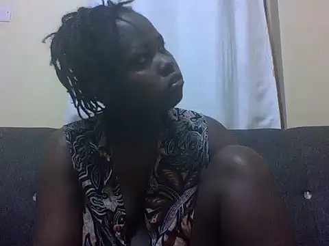 Sweetcecie01 online show from March 2, 10:38 pm