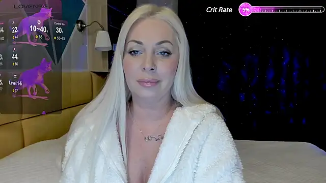Snapshot of Miya_Kisss chatting on December 12, 12:44 pm Miya Kisss online show from December 12, 12:44 pm