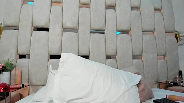 Snapshot of tamhy_ferrara chatting on December 29, 11:29 pm tamhy ferrara online show from December 29, 11:29 pm