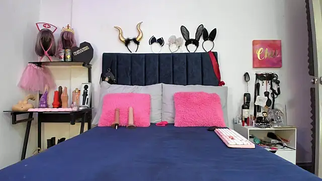 emmily giraldo online show from July 17, 12:56 pm