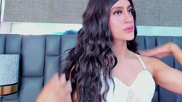 Snapshot of _cat_18 chatting on December 15, 8:58 pm  cat 18 online show from December 15, 8:58 pm