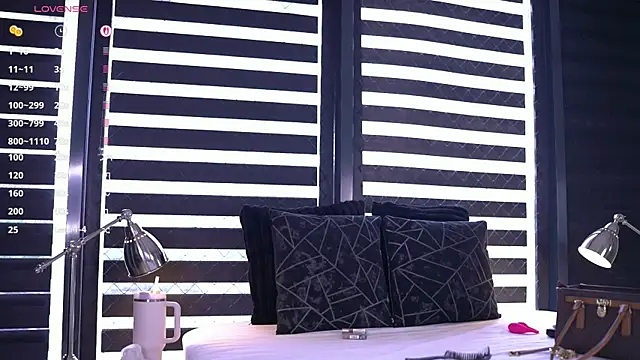 Snapshot of MissKiarra chatting on May 22, 6:53 am MissKiarra online show from May 22, 6:53 am
