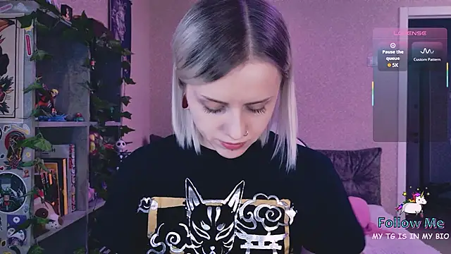 NaniMoore online show from February 27, 7:58 pm