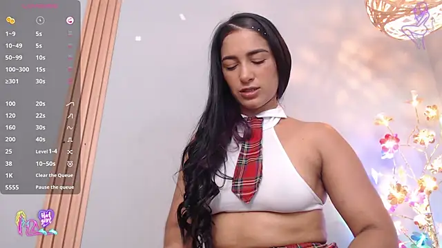 Thayssa ross online show from March 27, 2:50 pm