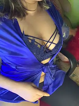 Snapshot of Asian_FemQeen chatting on January 18, 4:53 pm Asian FemQeen online show from January 18, 4:53 pm