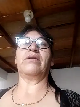 clarita 01 online show from November 16, 4:45 pm