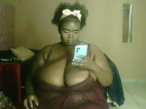 Snapshot of XXXGIANTBOOBS chatting on January 9, 10:20 pm XXXGIANTBOOBS online show from January 9, 10:20 pm