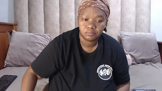 Snapshot of XXXGIANTBOOBS chatting on February 20, 2:46 pm XXXGIANTBOOBS online show from February 20, 2:46 pm