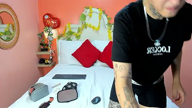 Ethan lennox online show from March 21, 9:29 pm