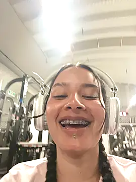  vaness online show from December 30, 5:26 am