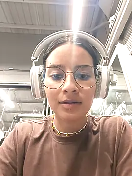  vaness online show from January 8, 6:09 am