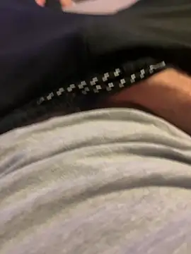 Snapshot of Bolo23693 chatting on November 9, 3:05 am Bolo23693 online show from November 9, 3:05 am