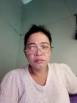 Snapshot of Sexy-asslove90 chatting on September 13, 3:17 am Sexy-asslove90 online show from September 13, 3:17 am