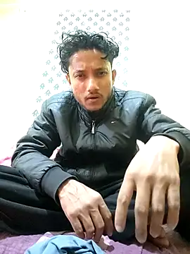 Snapshot of Indiandaddy11 chatting on February 1, 7:23 pm Indiandaddy11 online show from February 1, 7:23 pm