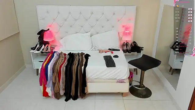 Sara Gomez online show from February 11, 3:29 am