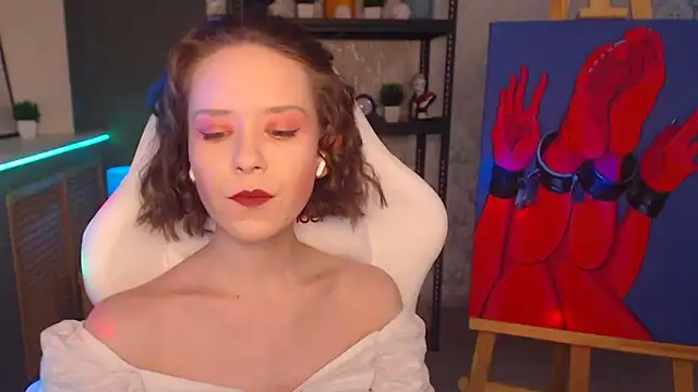 Snapshot of FascinatingEyess chatting on December 19, 7:18 pm FascinatingEyess online show from December 19, 7:18 pm