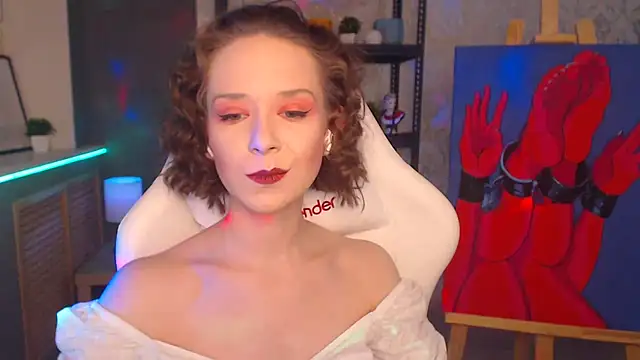 Snapshot of FascinatingEyess chatting on December 22, 9:53 pm FascinatingEyess online show from December 22, 9:53 pm