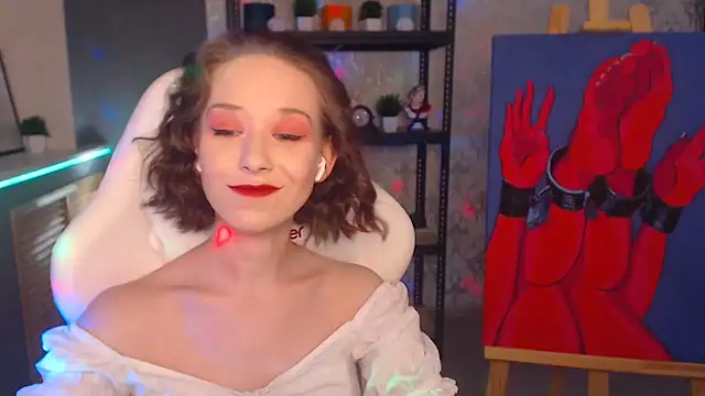 Snapshot of FascinatingEyess chatting on January 16, 10:34 pm FascinatingEyess online show from January 16, 10:34 pm