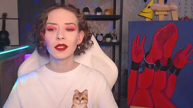 FascinatingEyess online show from February 18, 7:10 pm