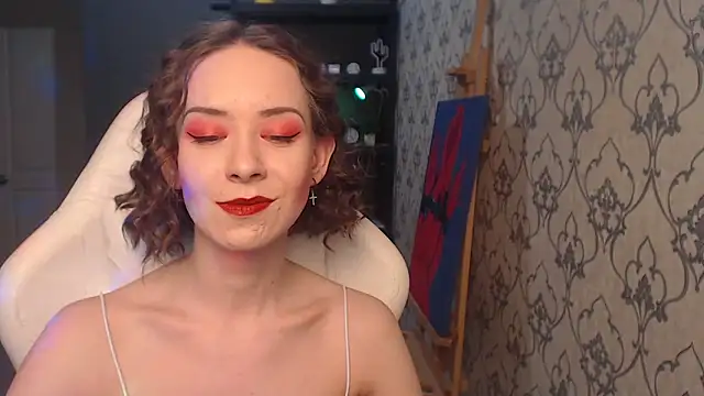 Snapshot of FascinatingEyess chatting on May 4, 7:21 pm FascinatingEyess online show from May 4, 7:21 pm