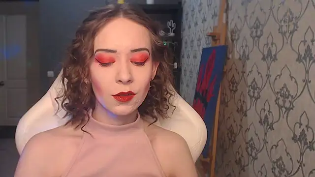 Snapshot of FascinatingEyess chatting on July 20, 6:21 pm FascinatingEyess online show from July 20, 6:21 pm