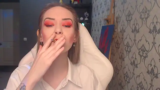 Snapshot of FascinatingEyess chatting on July 24, 7:12 pm FascinatingEyess online show from July 24, 7:12 pm