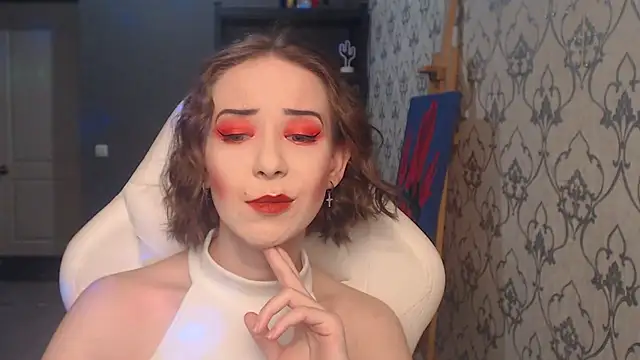 Snapshot of FascinatingEyess chatting on July 28, 7:39 pm FascinatingEyess online show from July 28, 7:39 pm