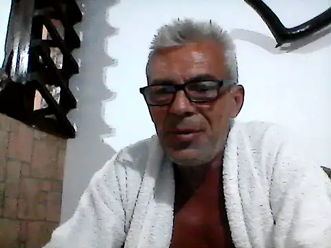 Picolo4111 online show from September 22, 7:49 pm