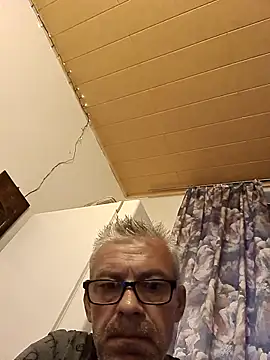 Picolo4111 online show from September 26, 4:38 am
