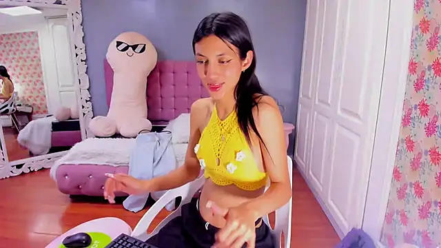 Snapshot of Iris_Stone_ chatting on December 26, 11:57 pm Iris Stone online show from December 26, 11:57 pm