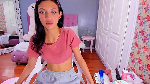 Snapshot of Iris_Stone_ chatting on January 9, 4:28 pm Iris Stone online show from January 9, 4:28 pm