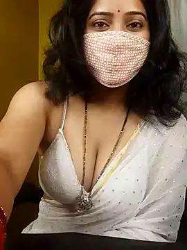 Snapshot of natasha_bhabhi chatting on July 27, 2:18 am natasha bhabhi online show from July 27, 2:18 am