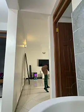 Rose berry online show from March 18, 6:27 am