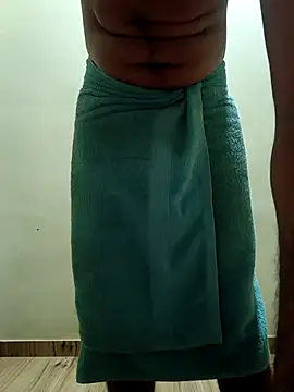 Snapshot of Collegeboywithbigweapan21 chatting on May 6, 4:45 pm Collegeboywithbigweapan21 online show from May 6, 4:45 pm