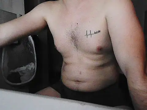 Snapshot of Terry_Bogardd chatting on June 6, 5:56 am Terry Bogardd online show from June 6, 5:56 am