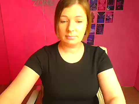 Snapshot of Lissmilf chatting on April 25, 11:35 am Lissmilf online show from April 25, 11:35 am