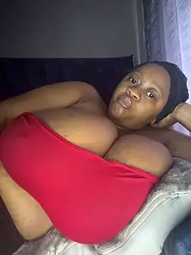 Chubbykarisma27 online show from April 25, 2:36 pm