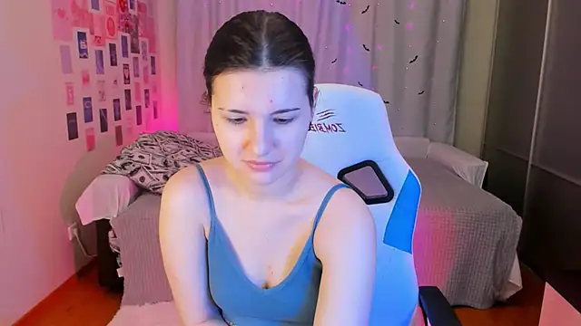 Snapshot of Vanessa_Verona chatting on January 19, 9:34 pm Vanessa Verona online show from January 19, 9:34 pm