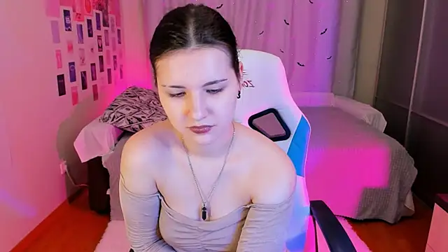 Snapshot of Vanessa_Verona chatting on February 3, 4:14 am Vanessa Verona online show from February 3, 4:14 am