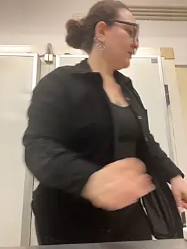 peachgirlmartyna online show from March 25, 2:45 pm