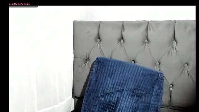 Snapshot of amberr34 chatting on March 15, 4:54 pm amberr34 online show from March 15, 4:54 pm