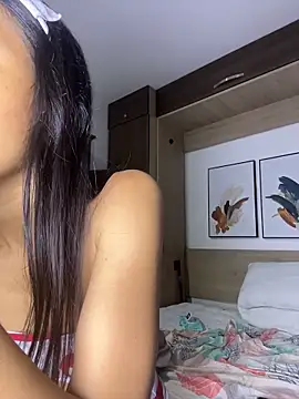 Snapshot of Valentinabaker chatting on April 26, 10:24 am Valentinabaker online show from April 26, 10:24 am