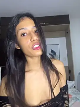 Snapshot of Valentinabaker chatting on May 21, 5:03 am Valentinabaker online show from May 21, 5:03 am